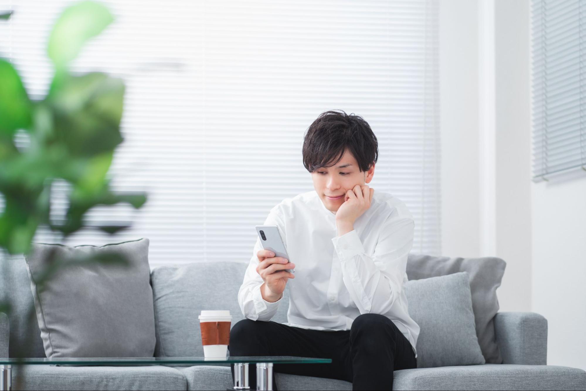 【男性必見】マッチングアプリで会話がつまらない？5つの魔法の質問で女性の心をつかむ方法