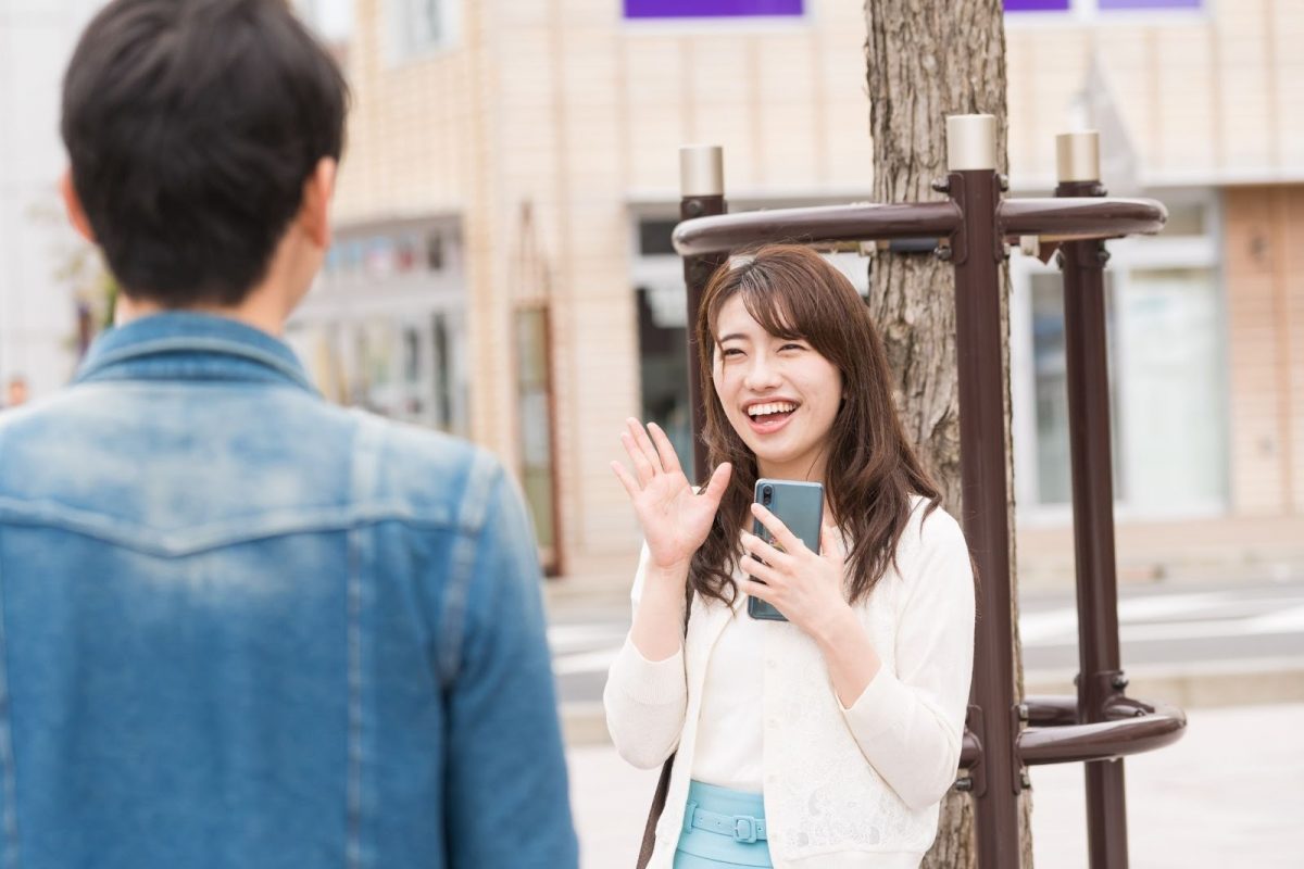 カップル待ち合わせ