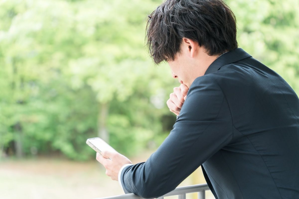 マッチングアプリする男性